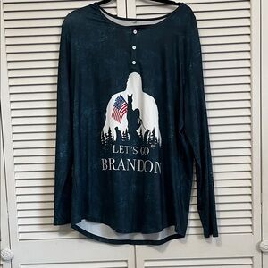 Women's Graphic Long Sleeve Sweater - Black